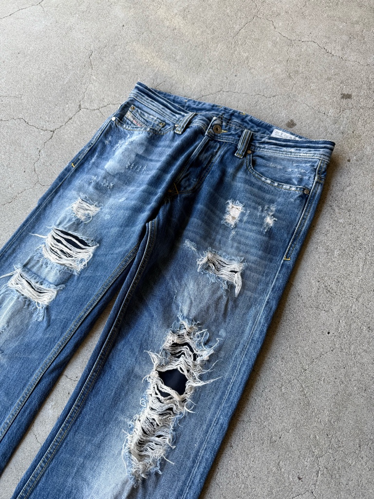 DIESEL ARCHIVE Y2K DESTROY DAMAGE STRAIGHT JEANS - ARCHIVESTOCK