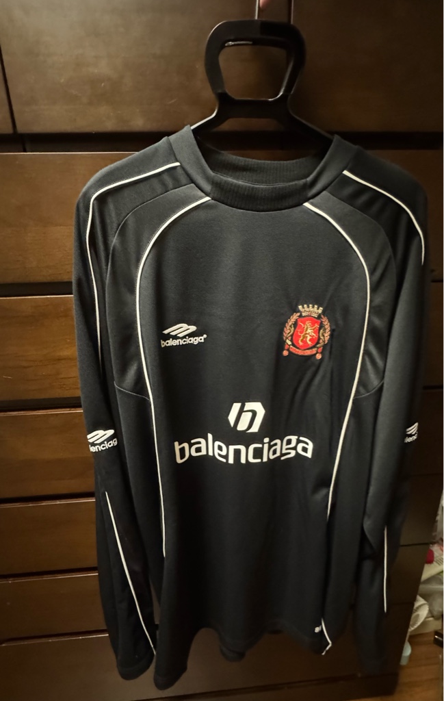 Balenciaga soccer sleeve バレンシアガ　サッカー　ロンT Balenciaga soccer sleeve バレンシアガ サッカー ロンT BALENCIAGA