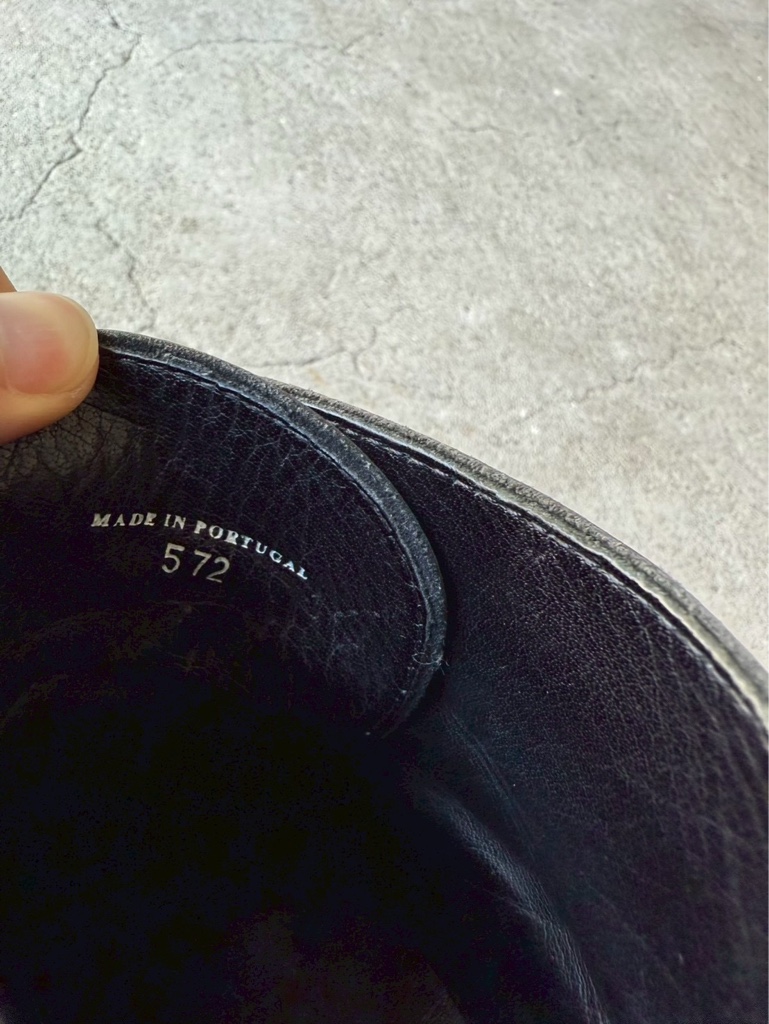 靴 A.P.C. Vintage Black Leather Boots 41 A.P.C. Vintage Black Leather Boots 41 - ARCHIVESTOCK