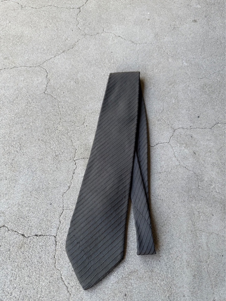 小物 EMPORIO ARMANI stole archive EMPORIO ARMANI ARCHIVE GRAY STRIPE SILK TIE - ARCHIVESTOCK