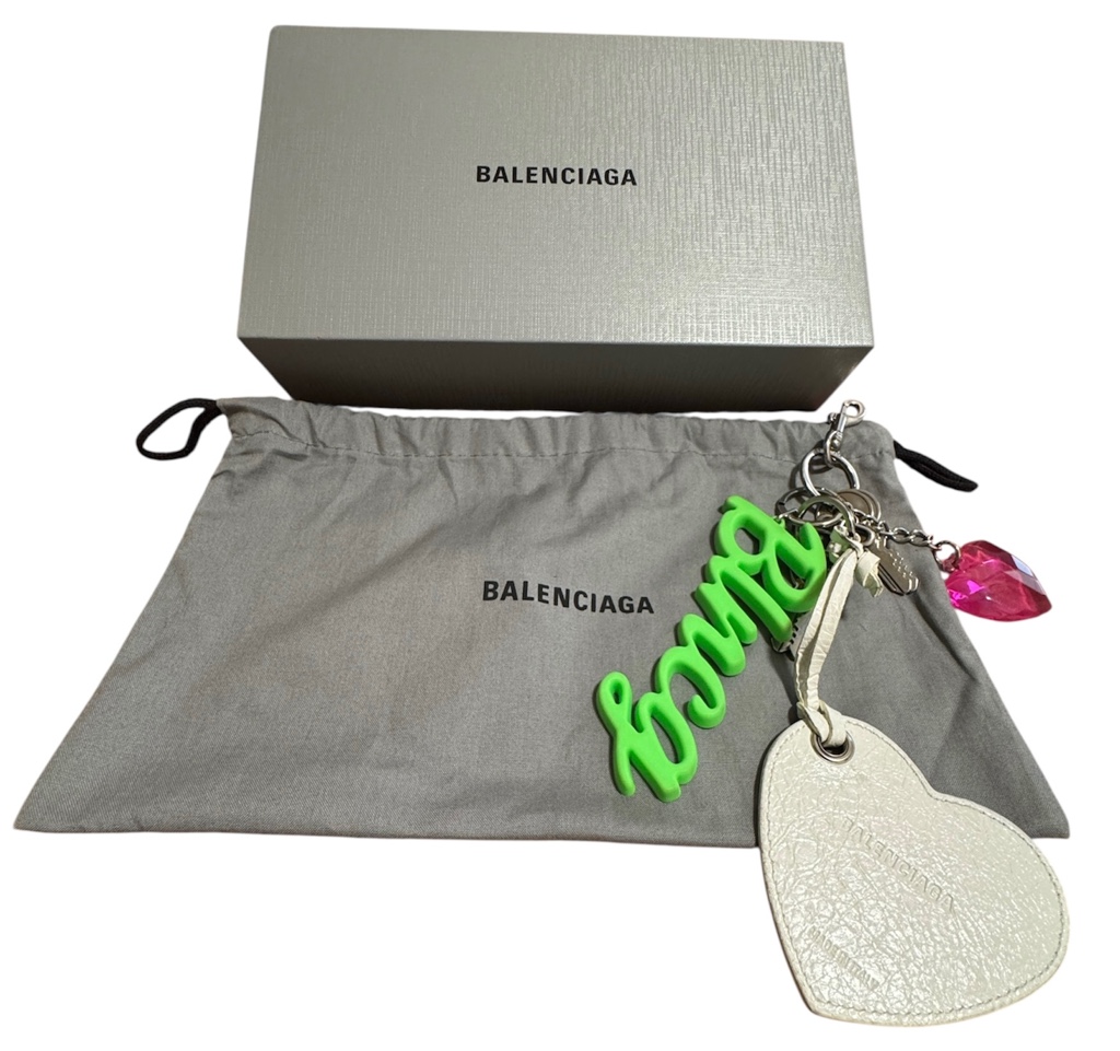 BALENCIAGA Aki チャーム - ARCHIVESTOCK