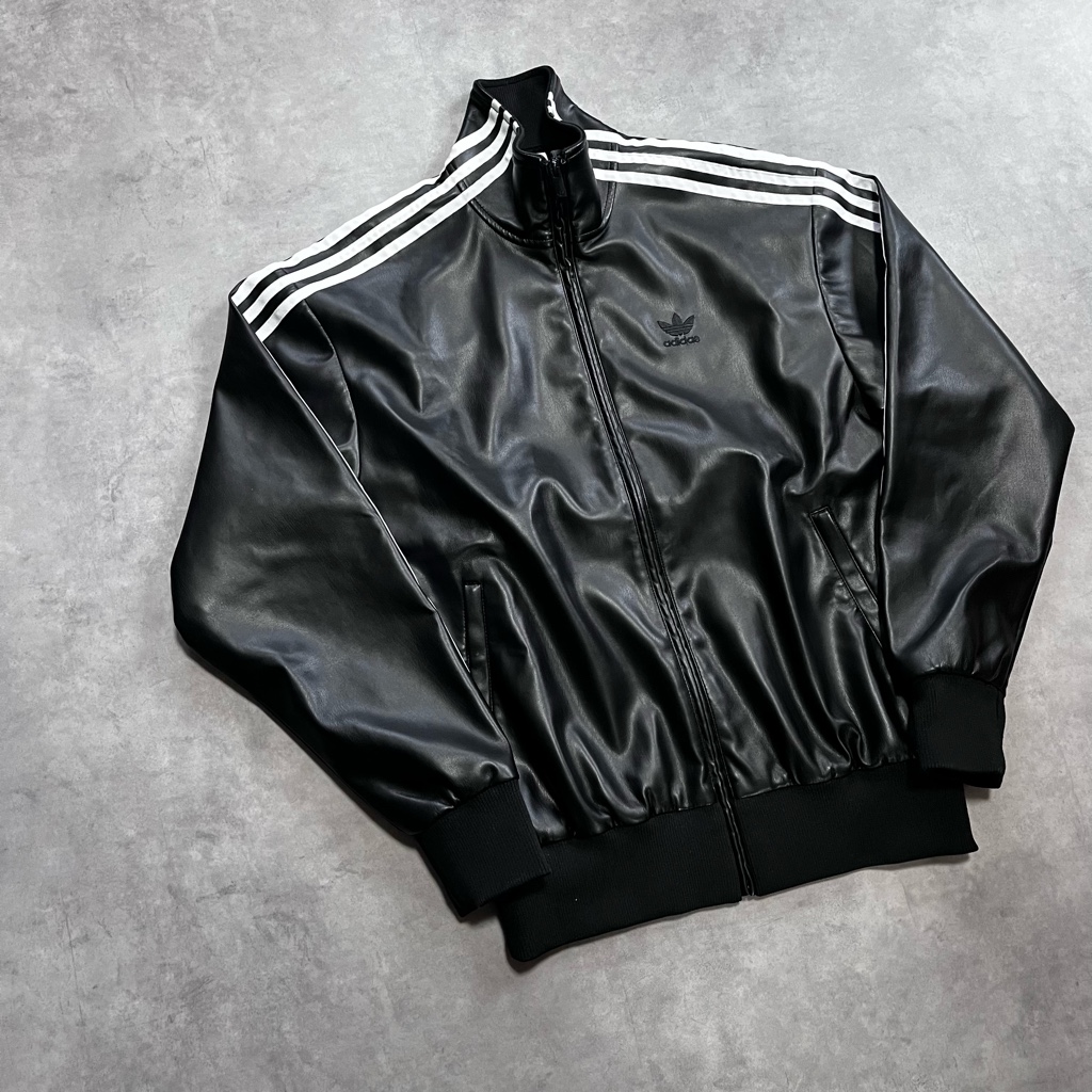 【窪塚洋介さん着用 希少M】 adidasフェイクレザートラックジャケット 刺繍 窪塚洋介さん着用 希少M】 adidasフェイクレザートラックジャケット 刺繍