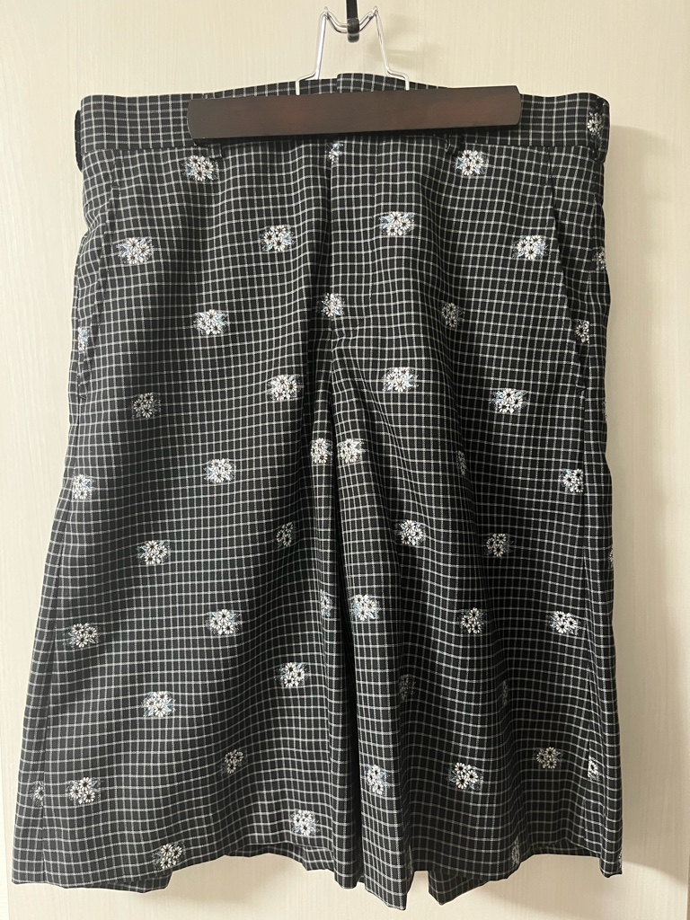commedesgarcons hommeplus 25ss 刺繍 パンツ commedesgarcons hommeplus 25ss 刺繍 パンツ - メルカリ