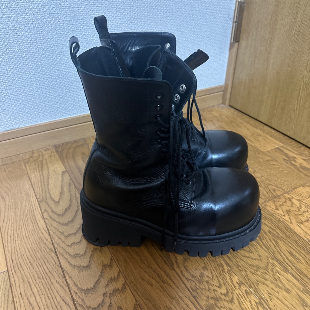 Balenciaga stomper boots 41 - ARCHIVESTOCK