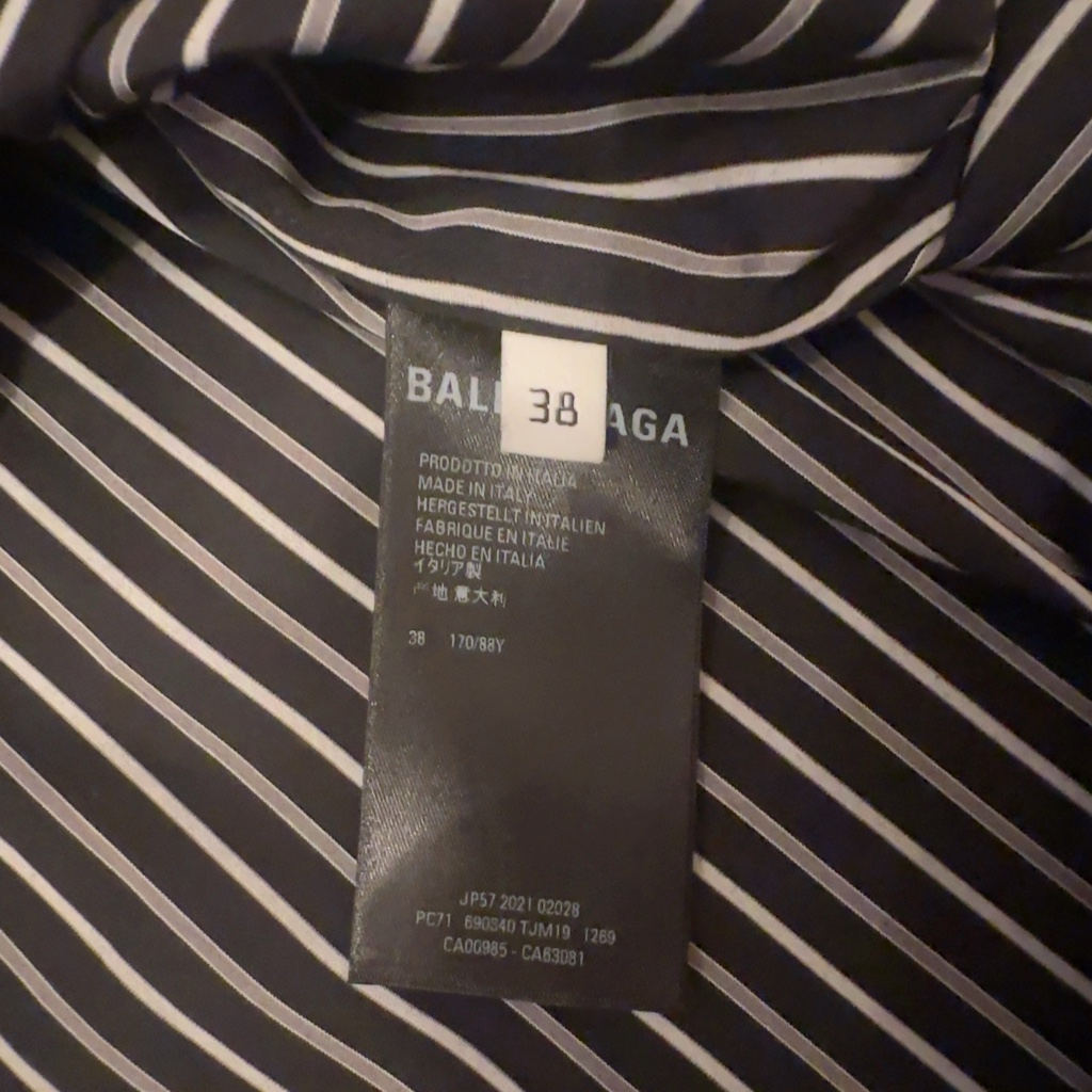 9A982482-6C78-45D7-98AE-