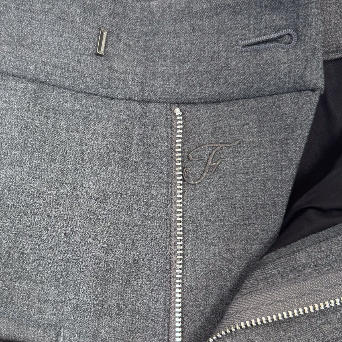 スーツ Fax Copy Express WIDE-LEG SUIT PANTS FAX COPY EXPRESS - Unisex V-line Wide Leg Suit Pants
