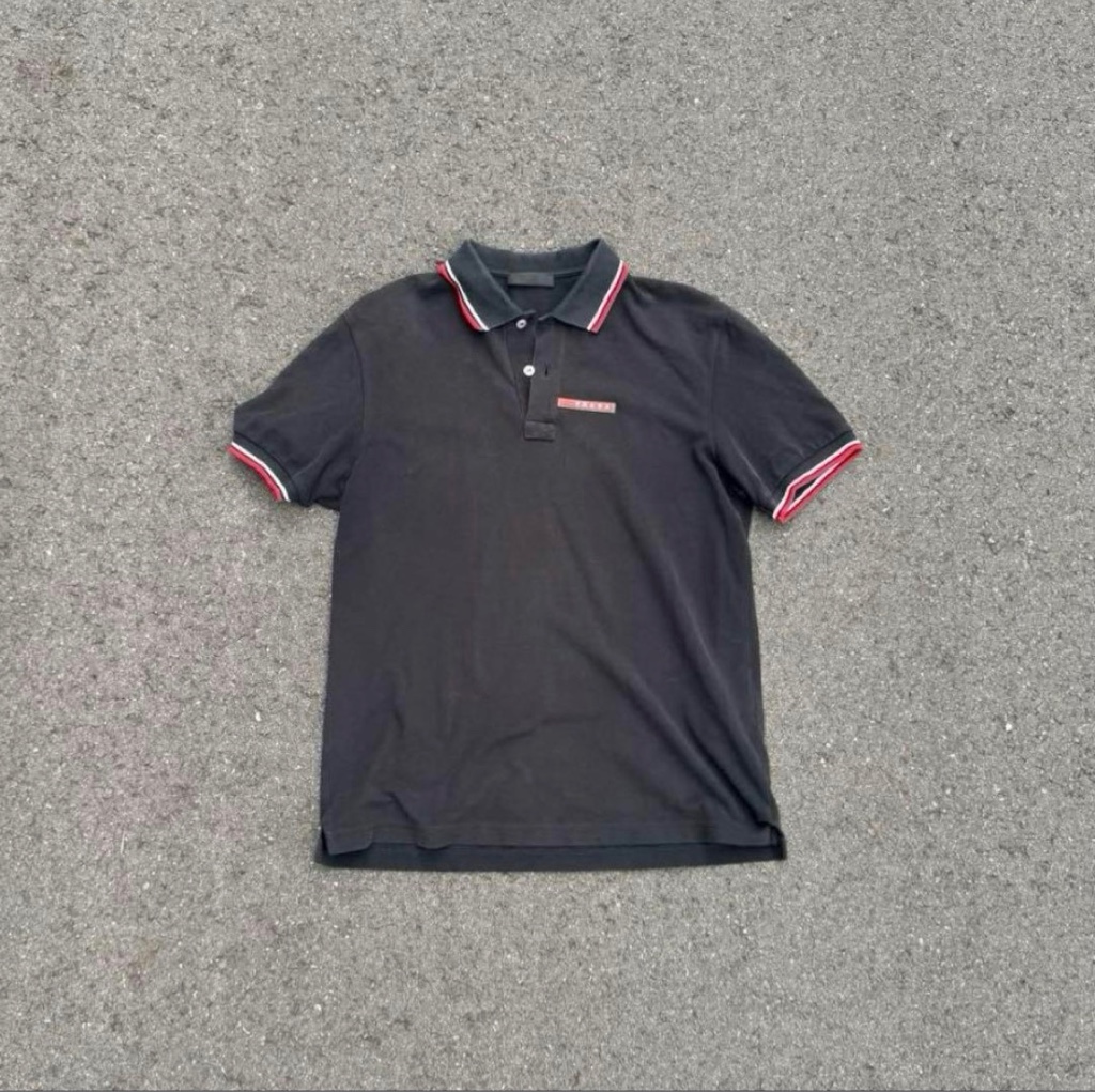prada sports ポロシャツ - ARCHIVESTOCK