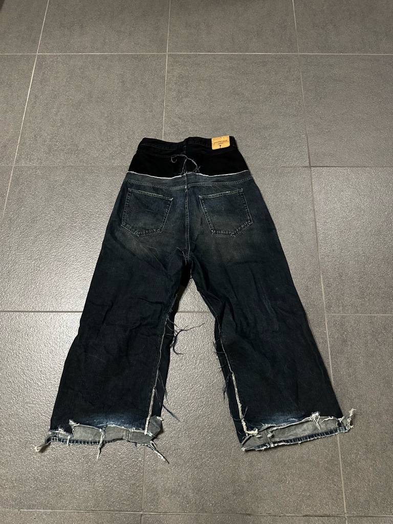 Balenciaga cut up baggy pants black 確実正規品 - ARCHIVESTOCK