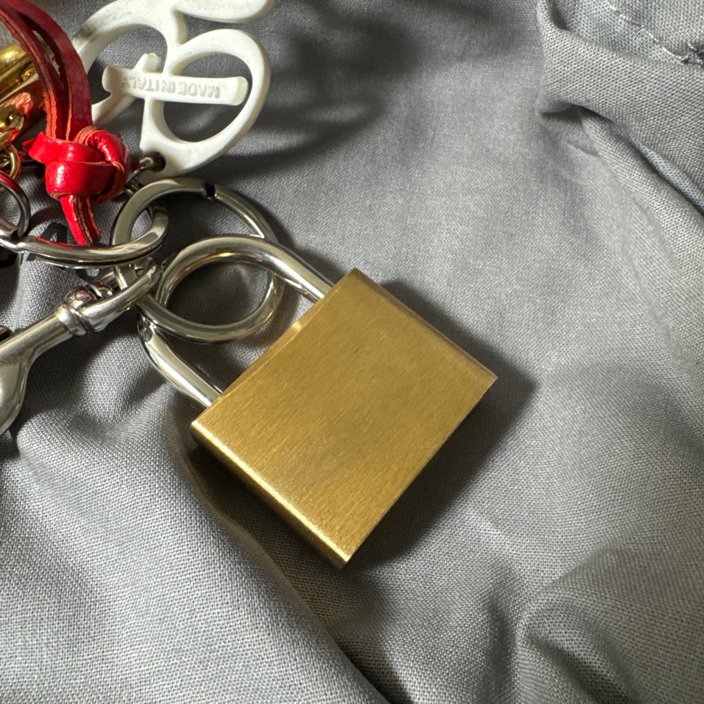 balenciaga PALOMA チャーム / キーリング - ARCHIVESTOCK