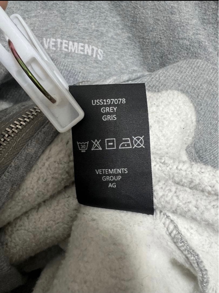 vetements 19ss 希少 バレットジップ パーカー - ARCHIVESTOCK