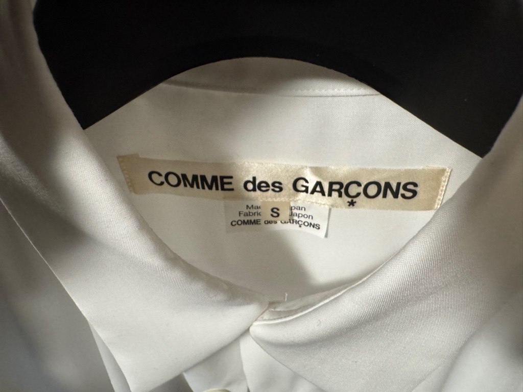 comme des garcons 25aw 白シャツ ねじねじ Sサイズ 試着のみ