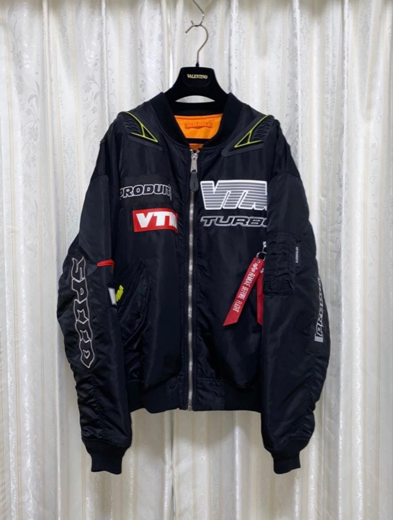 正規品　vetements デムナ期　ボンバージャケット　ma1 アルファ VETEMENTS Motorcycle Bomber Jacket / ヴェトモン アルファ