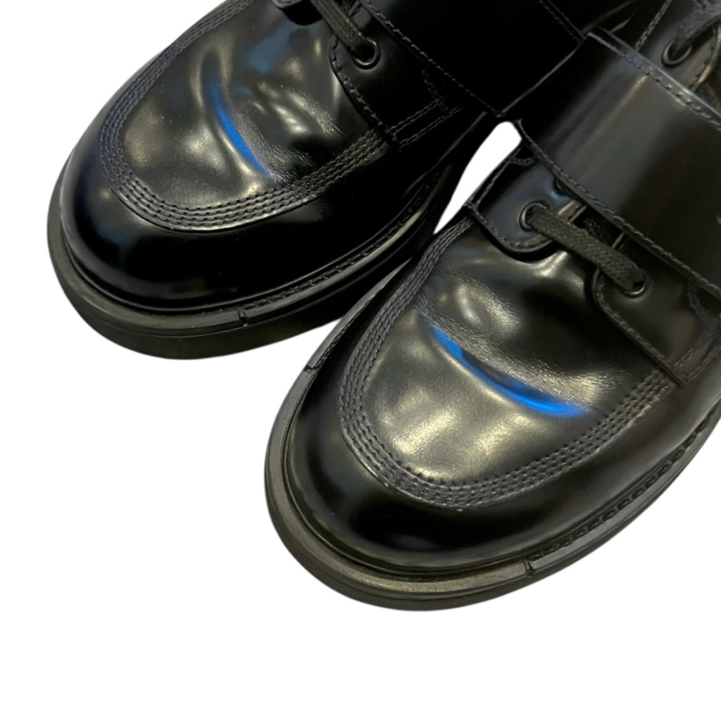 K*w様 PRADA 24AW バックルブラッシュドレザー ダービーシューズ PRADA 24AW バックル付きブラッシュドレザー ダービーシューズ