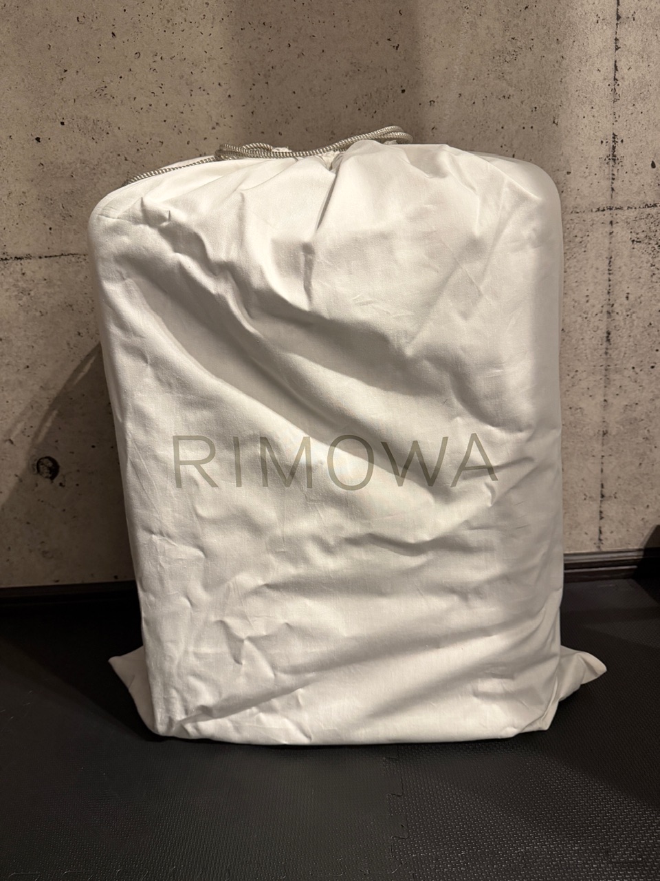 SUPREME×RIMOWA キャリーケース 保証書など付属品完備 - ARCHIVESTOCK