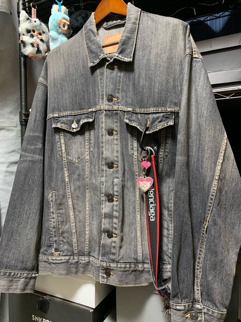 BALENCIAGA オーバーサイズ チャーム デニム ジャケット - ARCHIVESTOCK