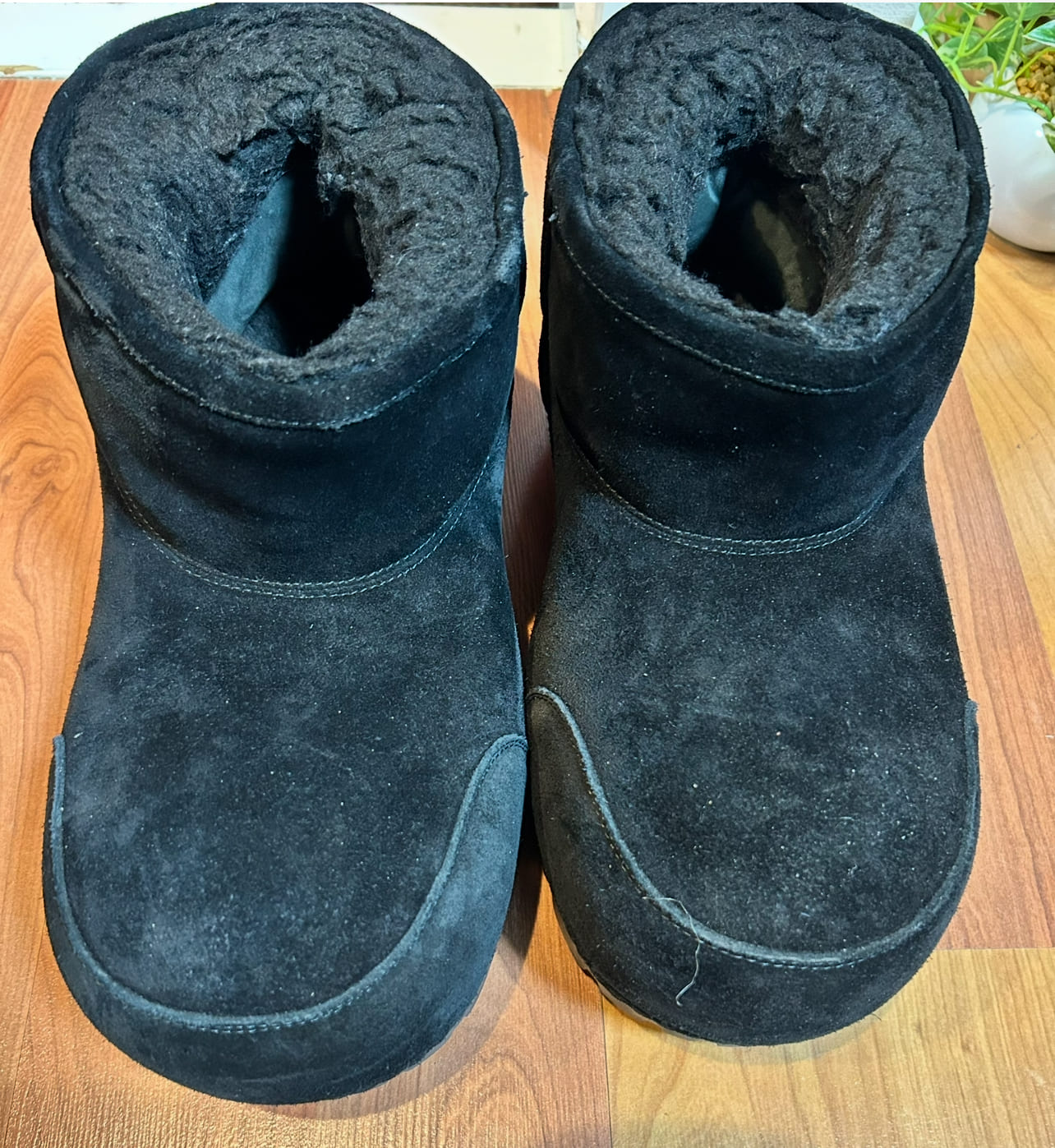 バレンシアガ ALASKA アラスカファースウェードショートブーツ メンズ