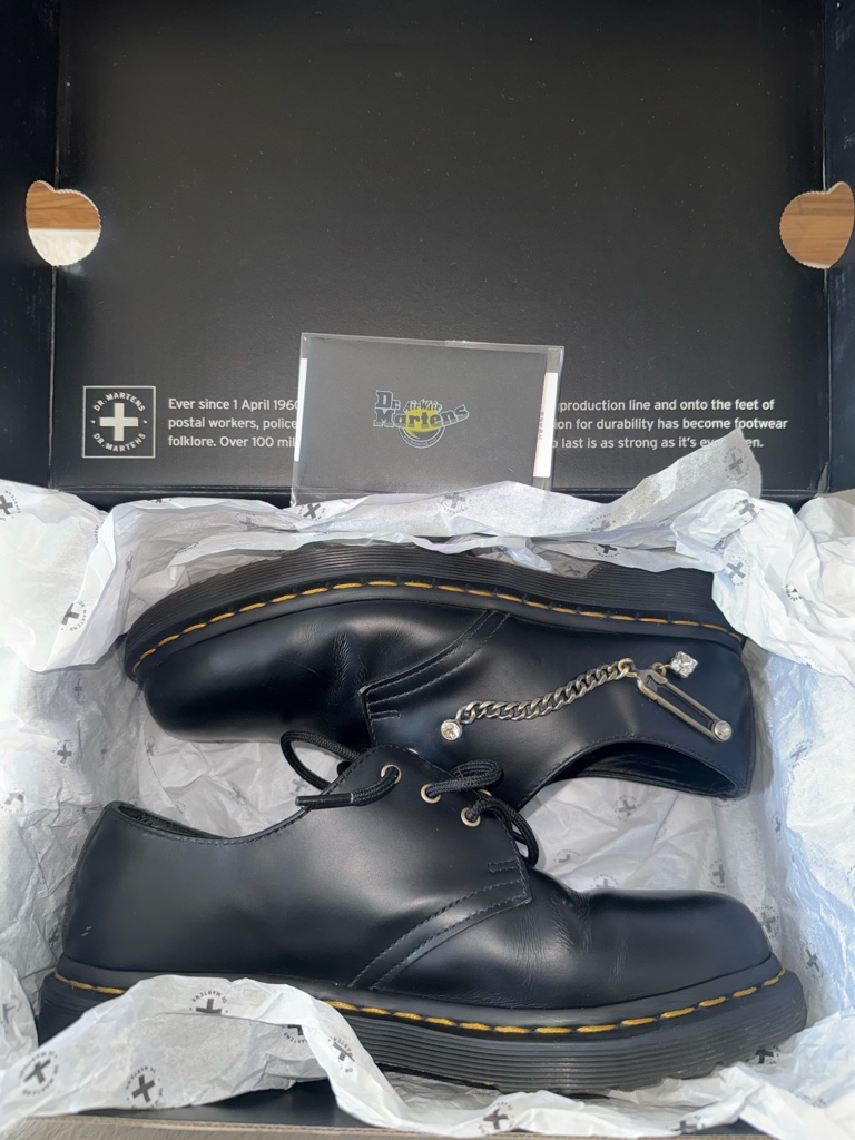 Dr. Martens × SWAROVSKI 1461 UK6 3ホール 限定品 - ARCHIVESTOCK