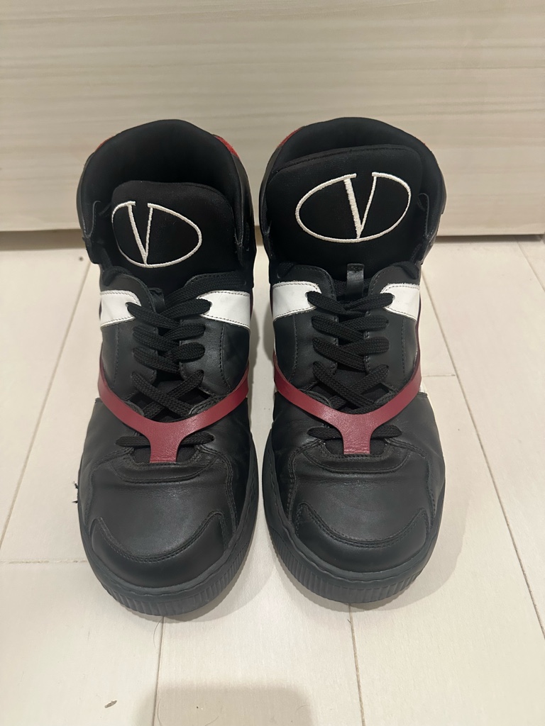 ヴァレンティノ Vロゴ シグネチャー スニーカー 41 白 美品 - ARCHIVESTOCK