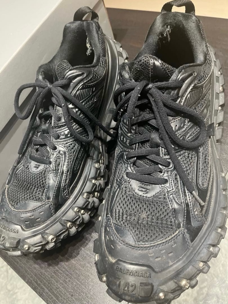balenciaga DEFENDER/BOUNCER ピアス ブラック 42 - ARCHIVESTOCK