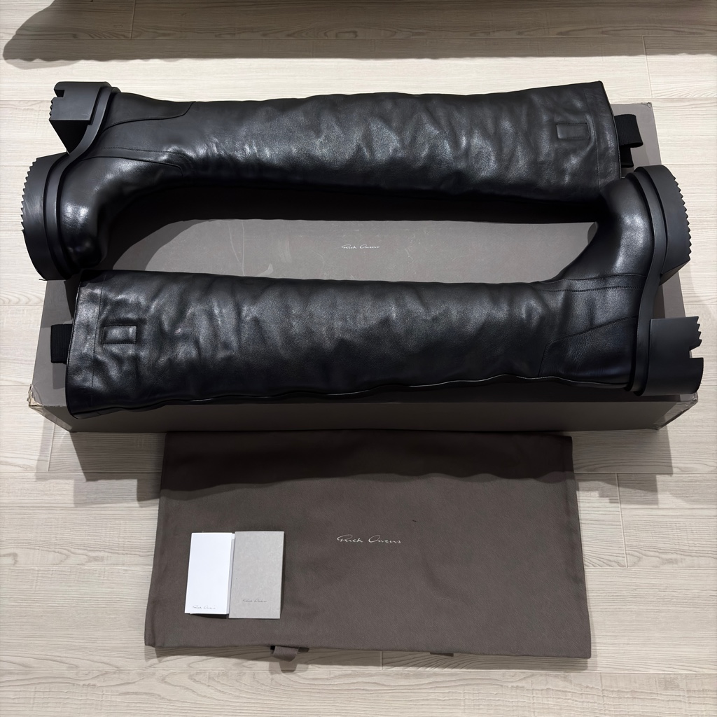 25AW RICK OWENS OVER THE KNEE BOGUN BOOT 39.5 - ARCHIVESTOCK