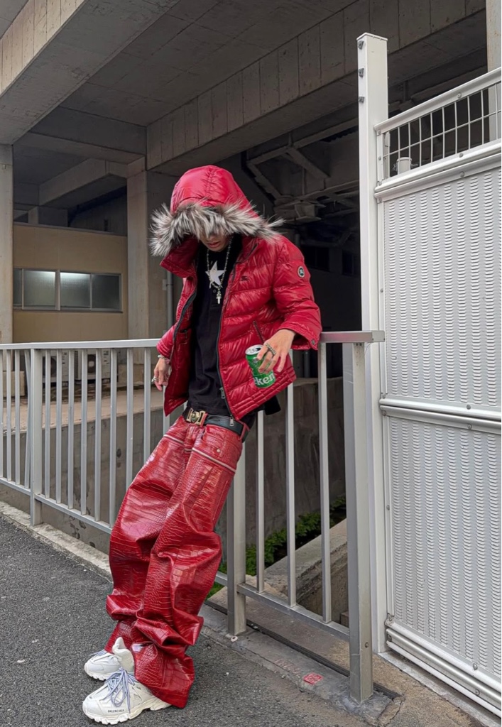 goar.archive 赤 クロコ レザーパンツ 光沢 Lサイズ 新品未使用