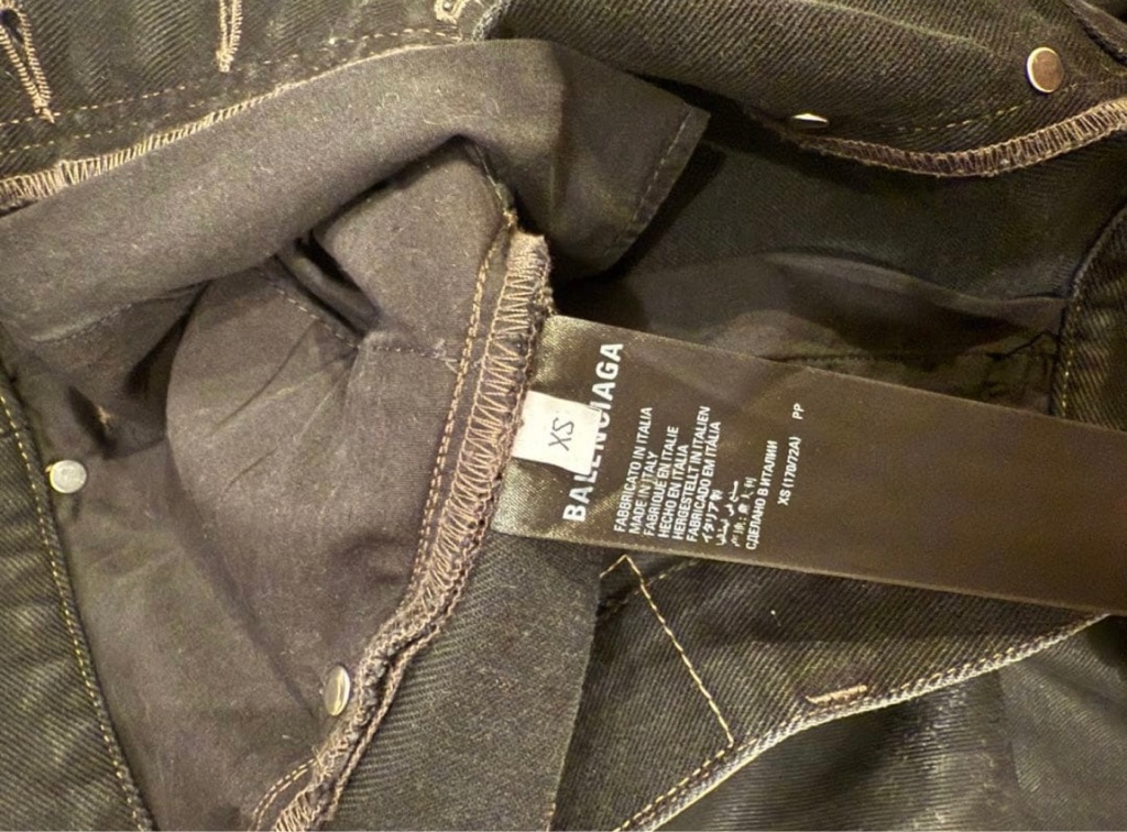 BALENCIAGA Unisex ブラック コーティング デニムパンツ XS - ARCHIVESTOCK