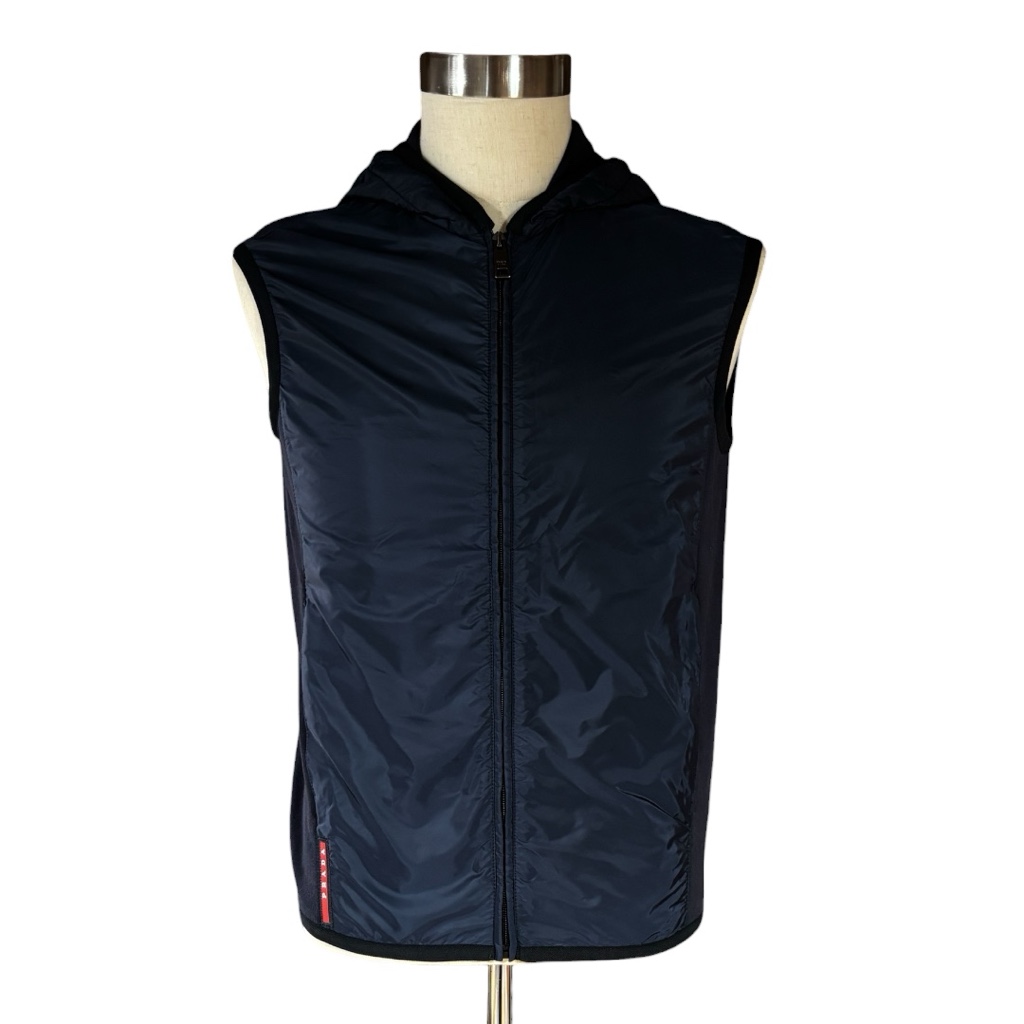 PRADA SPORT 2018 ナイロン フーディー ベスト - ARCHIVESTOCK