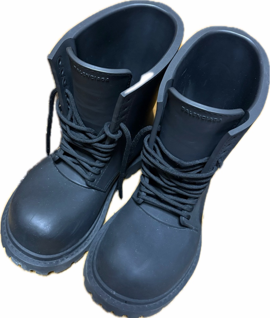 balenciaga steroid boots - ARCHIVESTOCK