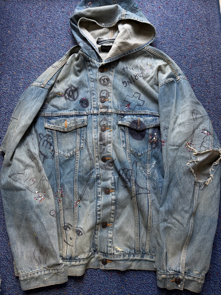 BALENCIAGA 22AW GRAFFITI DENIM JACKET 新品 - ARCHIVESTOCK